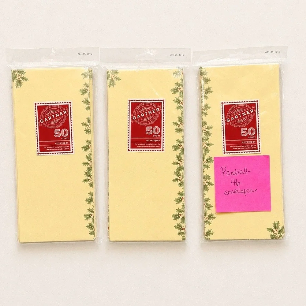 Gartner Studios Holiday Holly Berries Stationery Paper and Envelopes Set Cream